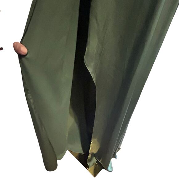 Azazie Formal Maxi Dress SZ A4 Sage Pleated Stretch Satin Baby Doll Wedding - Picture 6 of 8